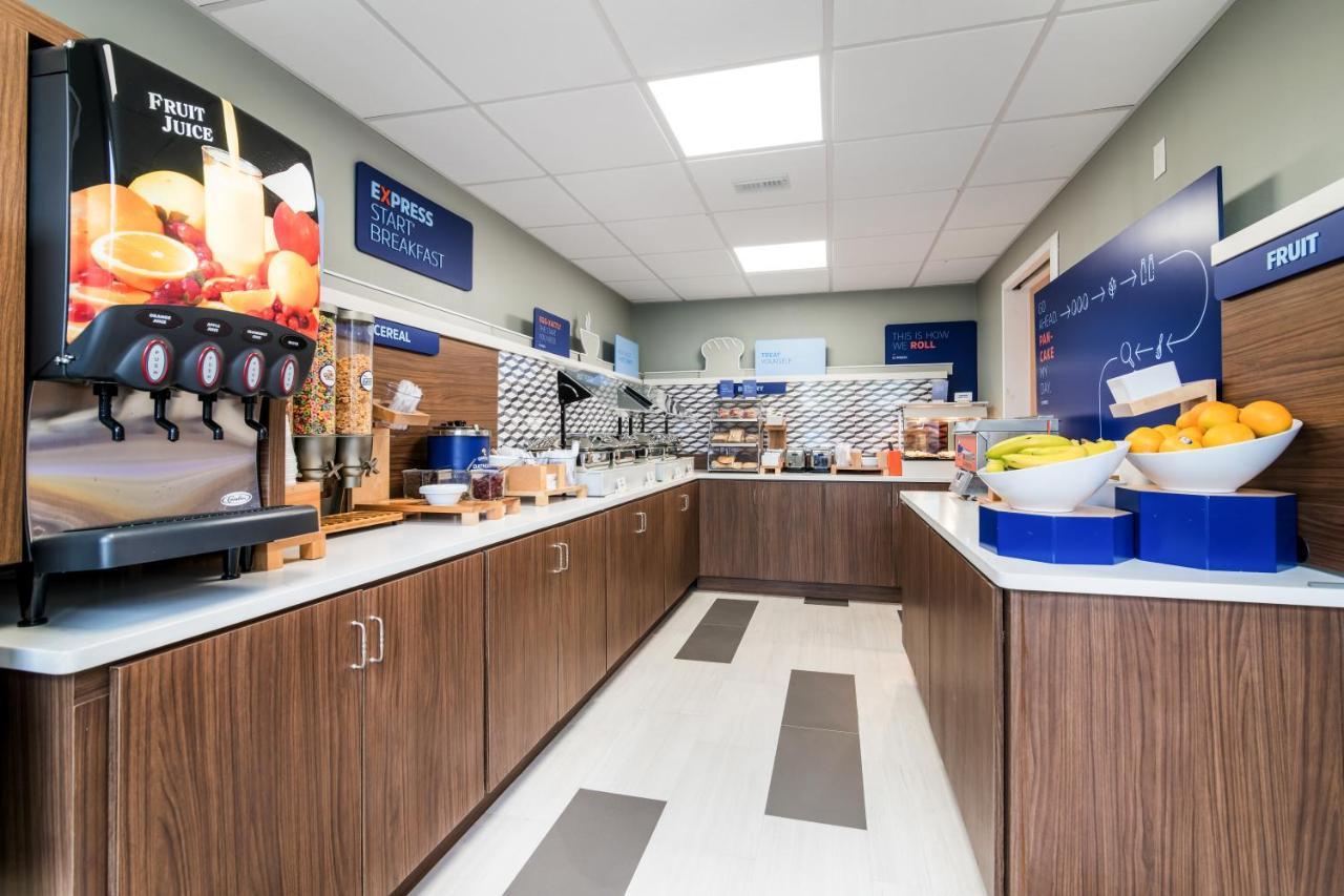 Holiday Inn Express - Plymouth By Ihg Ngoại thất bức ảnh