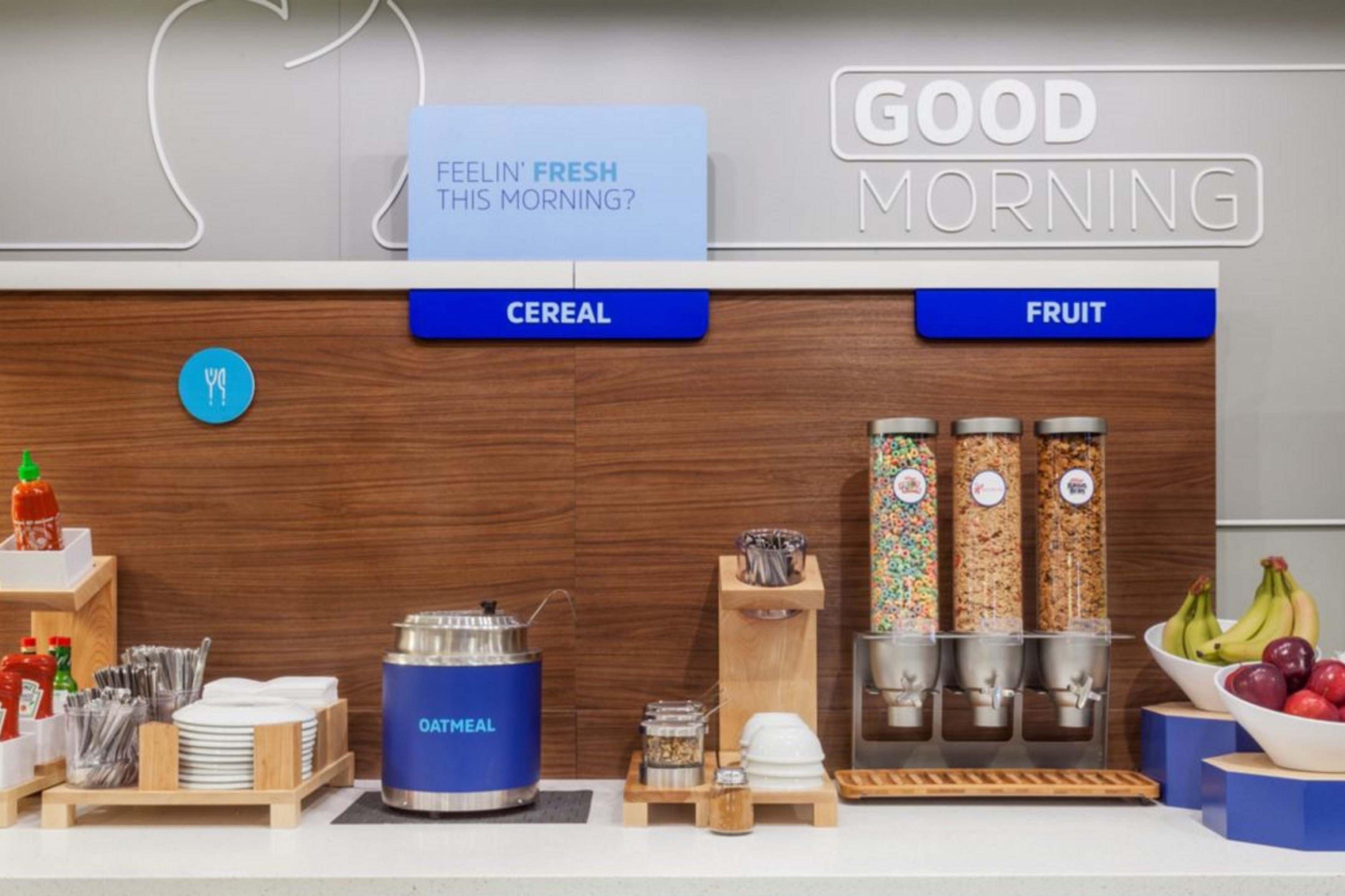 Holiday Inn Express - Plymouth By Ihg Ngoại thất bức ảnh