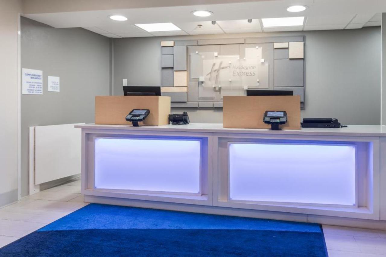 Holiday Inn Express - Plymouth By Ihg Ngoại thất bức ảnh